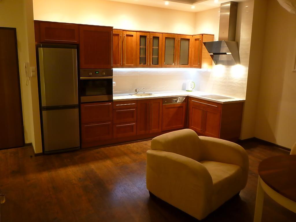 Apartament Na Solnej Z Widokiem เคียลเซ ภายนอก รูปภาพ